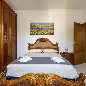 https://mirti-classic-plaza-netflix-wi-fi-and-relax-in-roma.it-romehotels.com