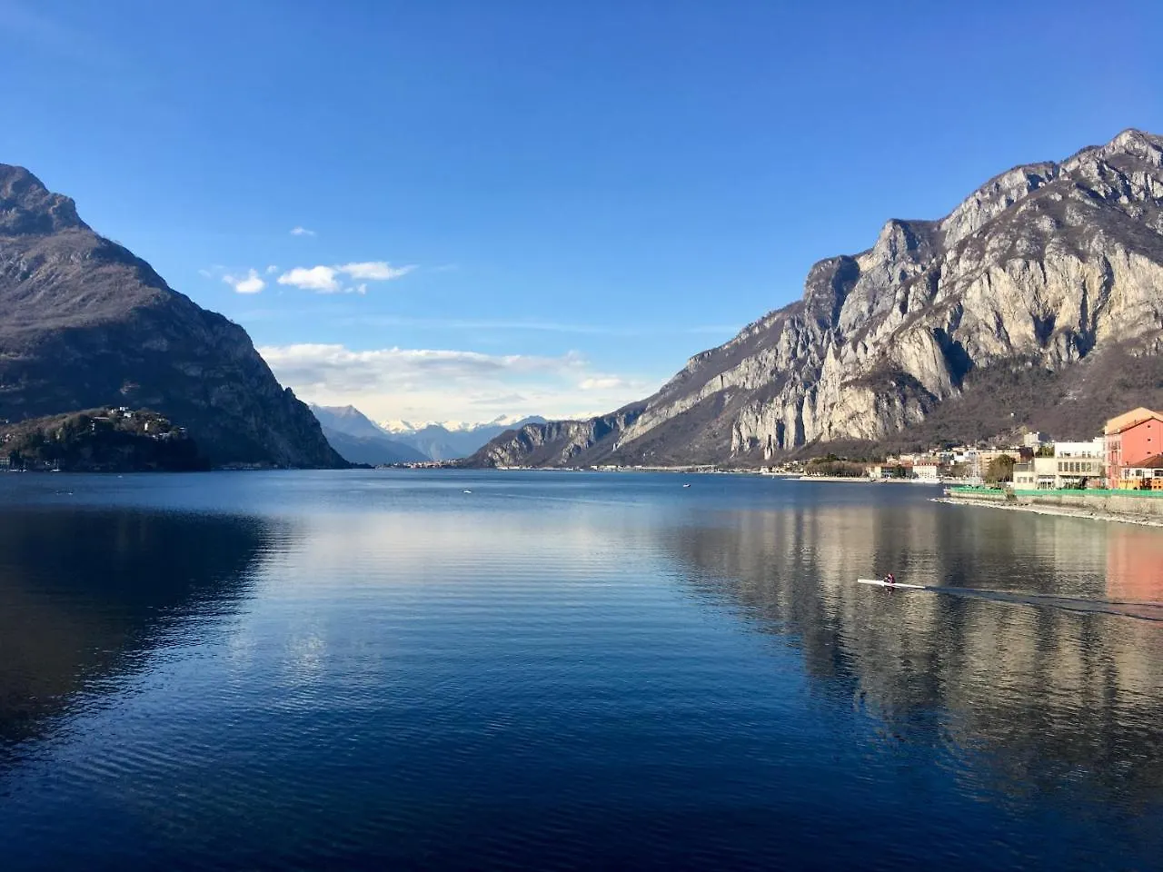 Jules Place Lecco
